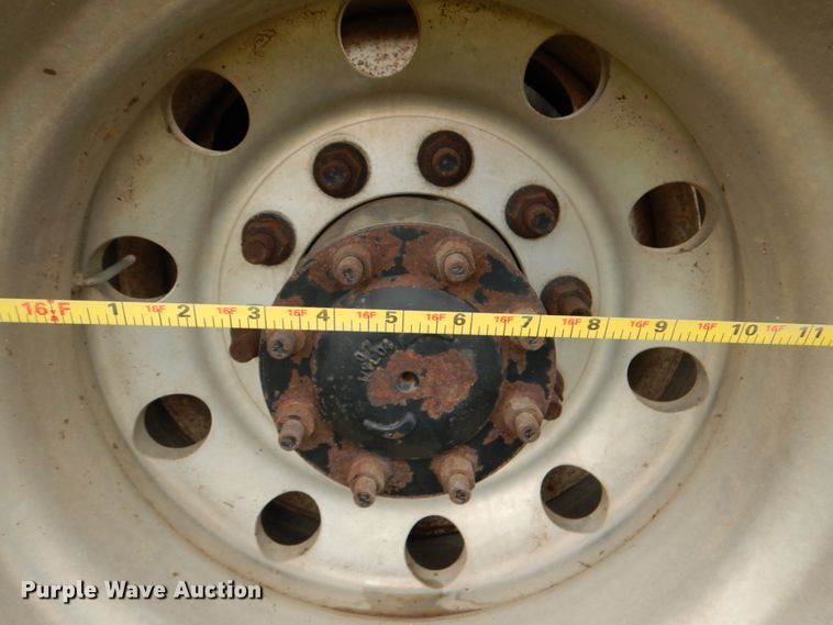 image for item DJ0765 2008 Freightliner Columbia  semi truck