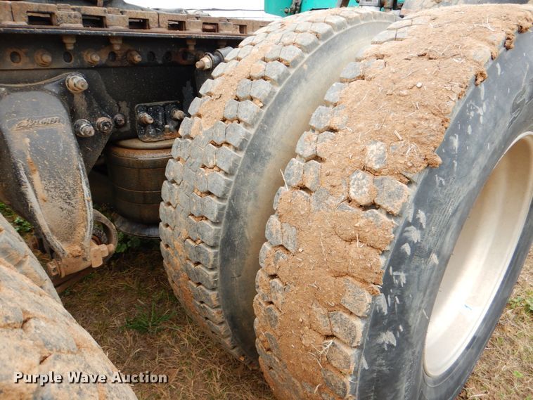 image for item DJ0765 2008 Freightliner Columbia  semi truck