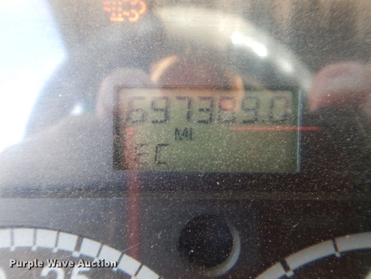 image for item DJ0765 2008 Freightliner Columbia  semi truck