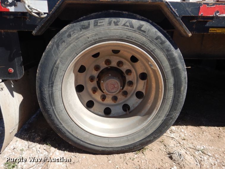 image for item DJ1167 2019 Doonan 482DBBICCDKB  drop deck trailer