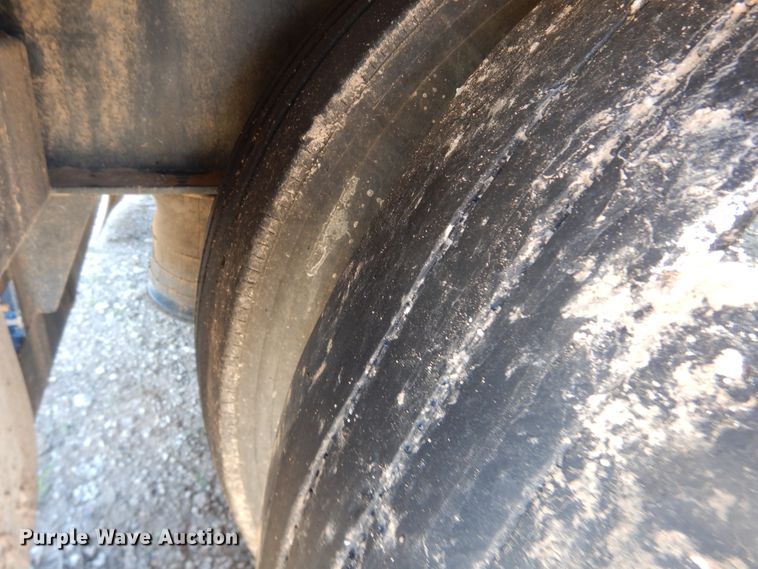 image for item DJ1167 2019 Doonan 482DBBICCDKB  drop deck trailer