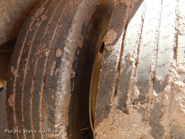 image for item DJ4959 2013 Manac 4C240AC00 bottom dump trailer