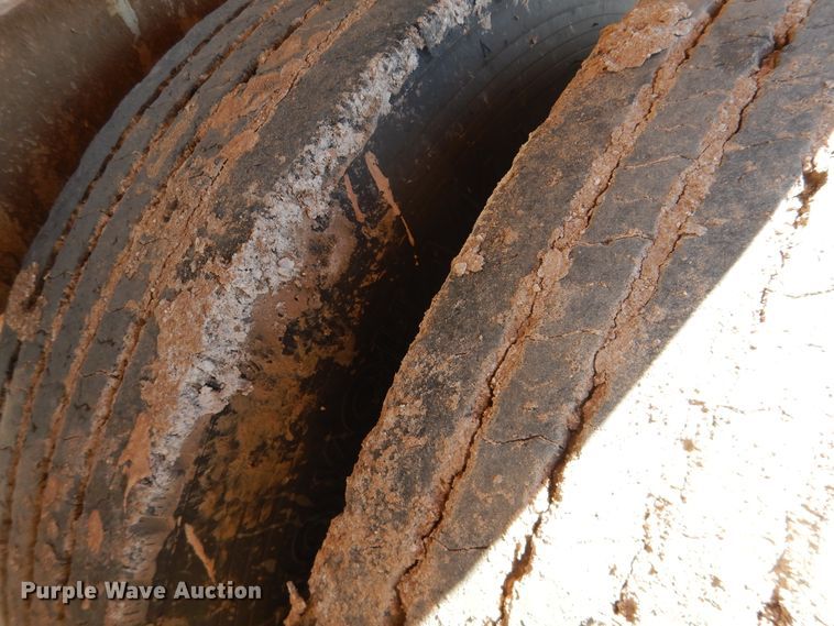 image for item DJ4959 2013 Manac 4C240AC00 bottom dump trailer