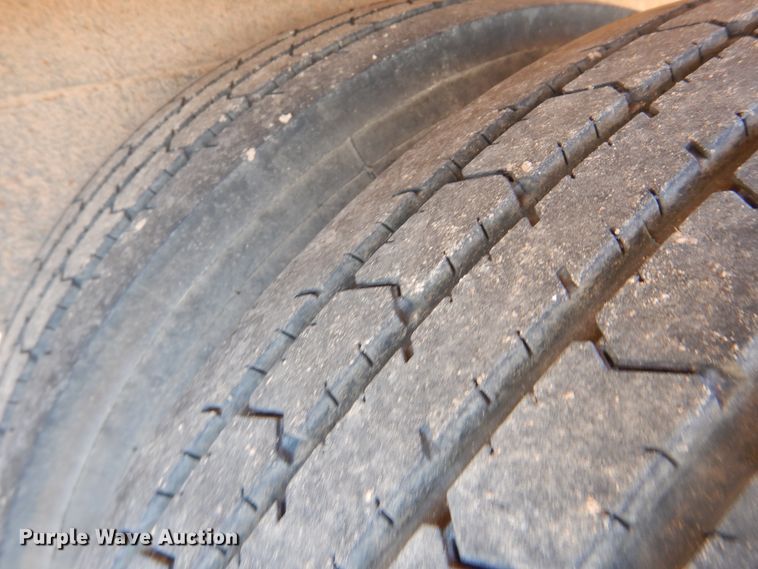 image for item DJ4960 2009 Domatex GN-30 roll-off container trailer