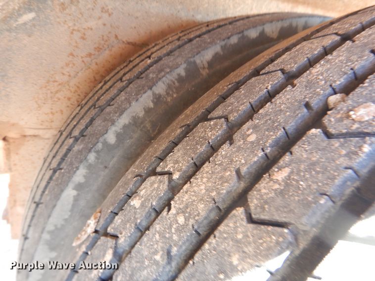 image for item DJ4960 2009 Domatex GN-30 roll-off container trailer