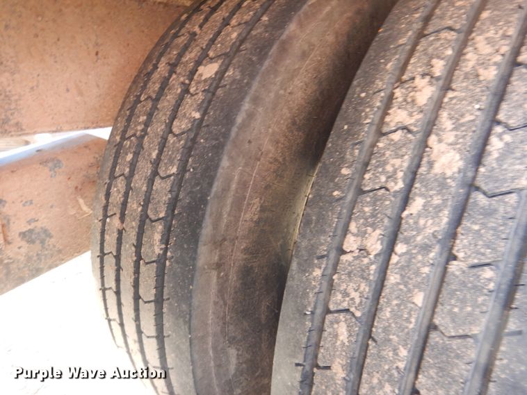 image for item DJ4960 2009 Domatex GN-30 roll-off container trailer