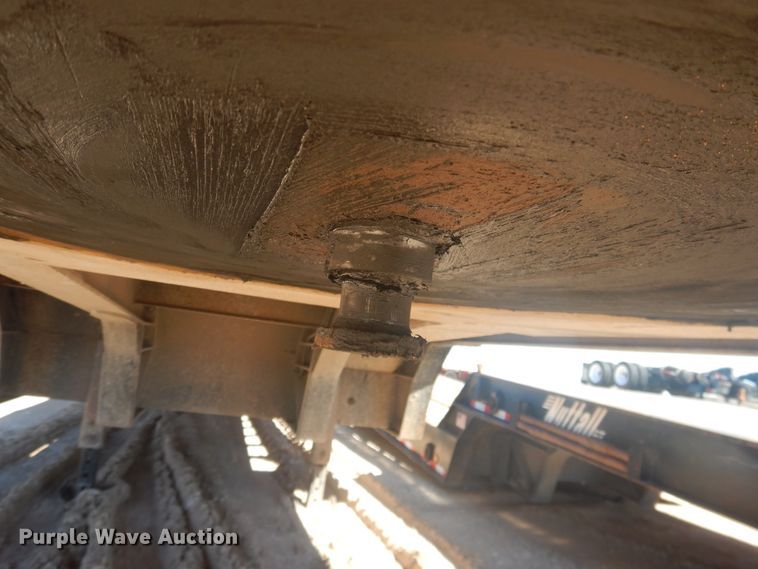 image for item DJ4961 2005 Nuttall drop deck oilfield trailer