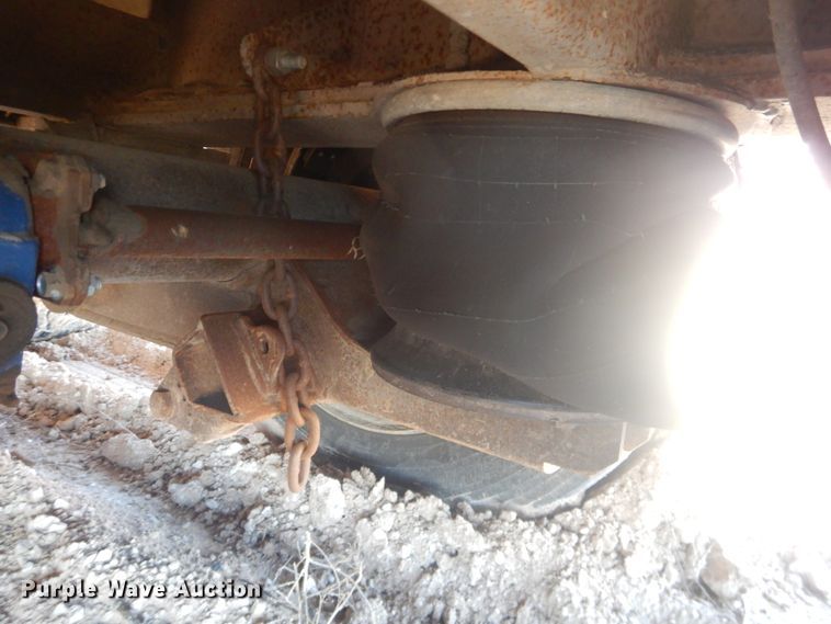 image for item DJ4961 2005 Nuttall drop deck oilfield trailer