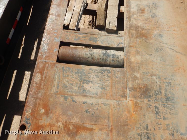 image for item DJ4961 2005 Nuttall drop deck oilfield trailer