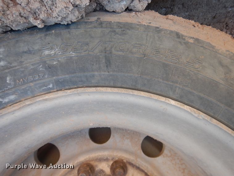 image for item DJ4961 2005 Nuttall drop deck oilfield trailer