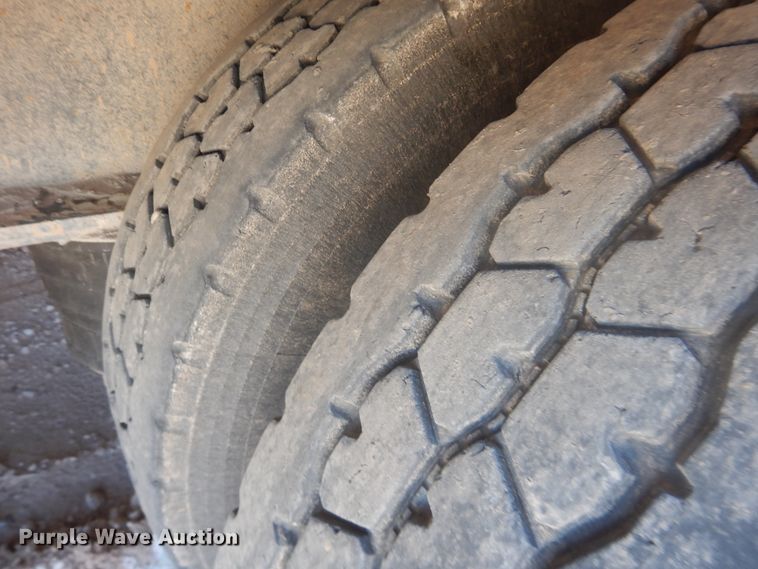 image for item DJ4961 2005 Nuttall drop deck oilfield trailer