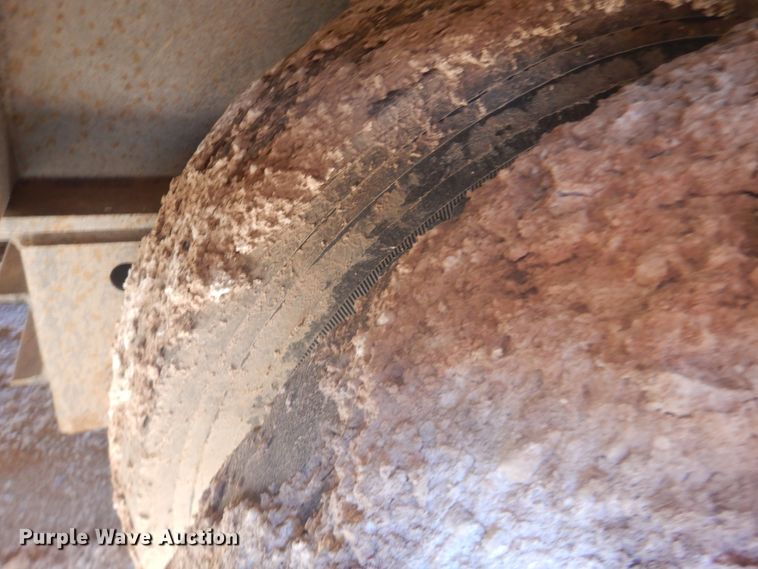 image for item DJ4961 2005 Nuttall drop deck oilfield trailer