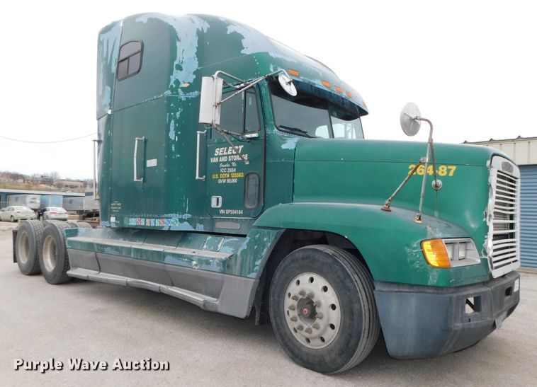 image for item DJ5966 1995 Freightliner FLD 120  semi truck
