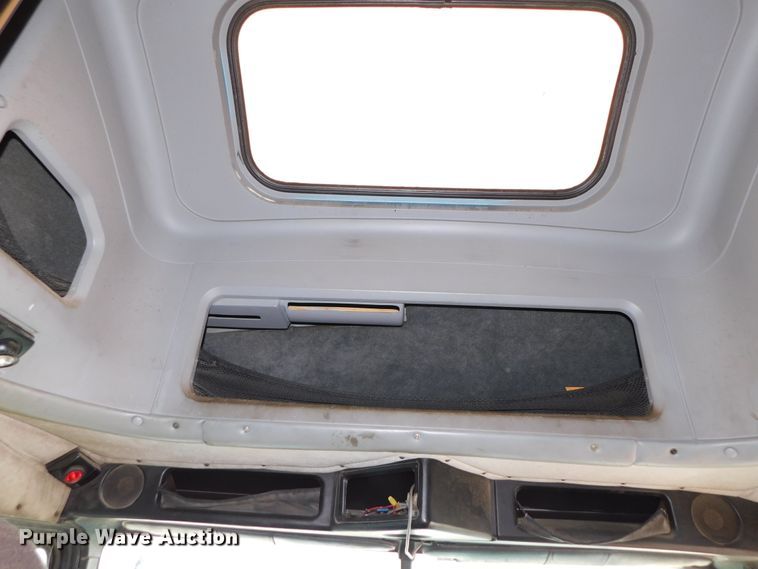 image for item DJ5966 1995 Freightliner FLD 120  semi truck