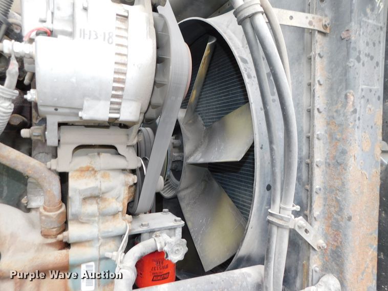 image for item DJ5966 1995 Freightliner FLD 120  semi truck