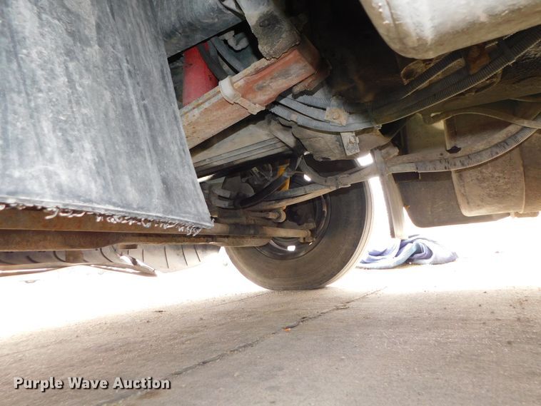 image for item DJ5966 1995 Freightliner FLD 120  semi truck