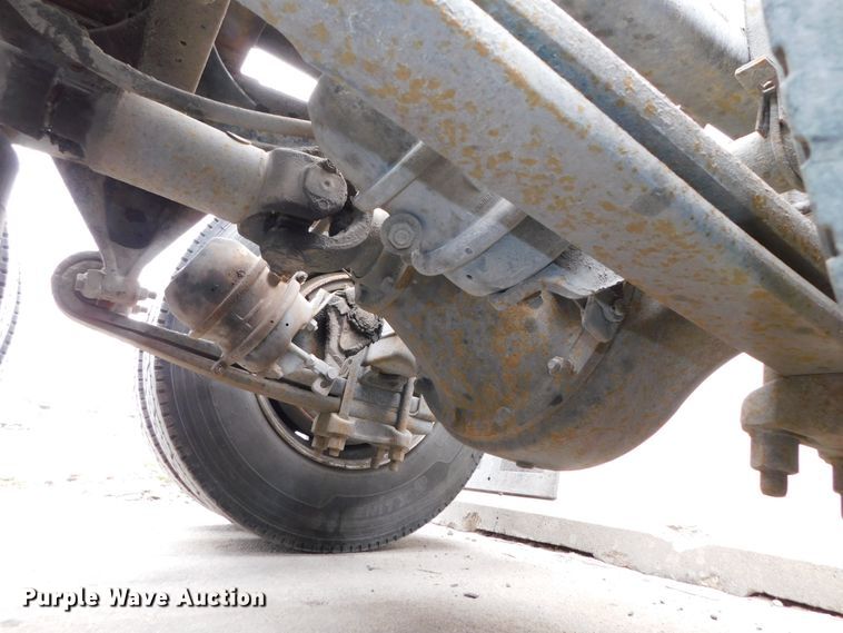 image for item DJ5966 1995 Freightliner FLD 120  semi truck