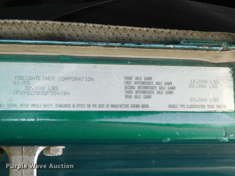 image for item DJ5966 1995 Freightliner FLD 120  semi truck