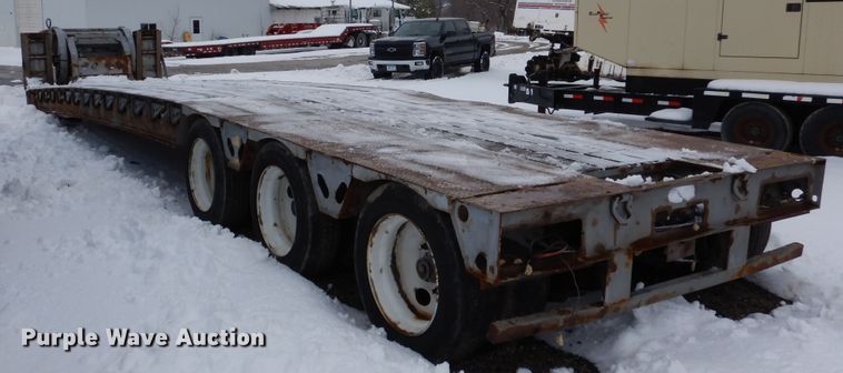 image for item DJ6038 2001 XL Specialized XL80HDG equipment trailer