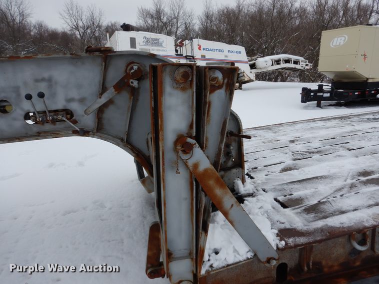 image for item DJ6038 2001 XL Specialized XL80HDG equipment trailer