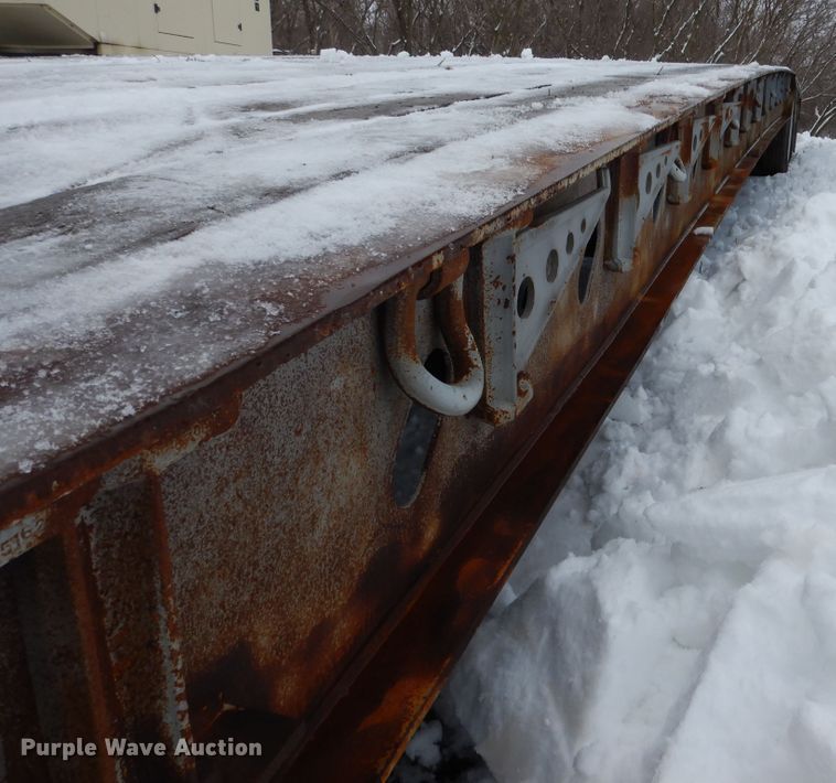 image for item DJ6038 2001 XL Specialized XL80HDG equipment trailer