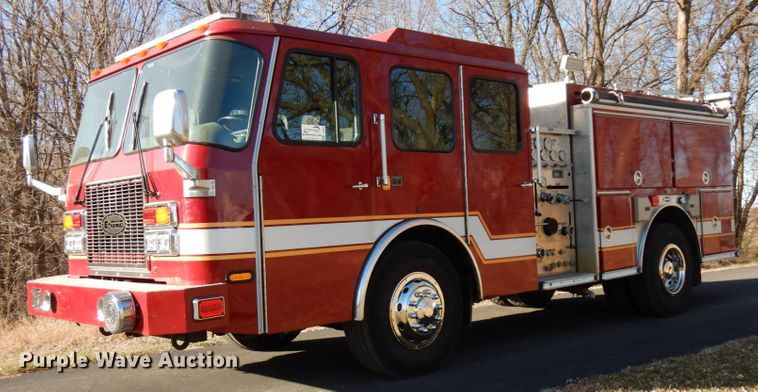 image for item DJ6068 2001 Engine One  pumper fire truck
