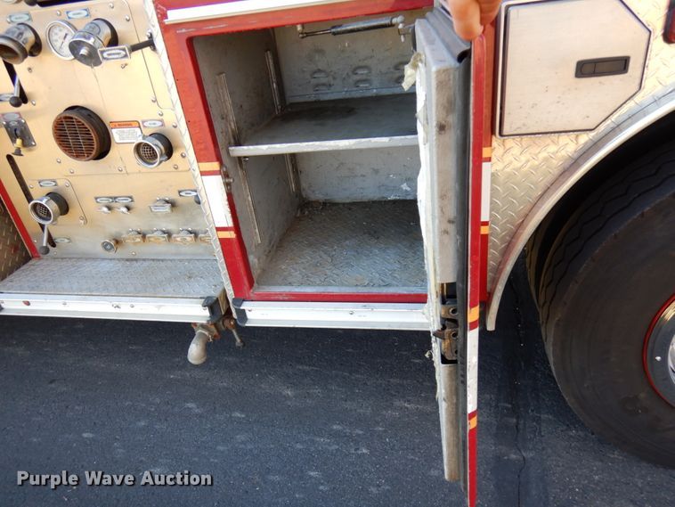 image for item DJ6068 2001 Engine One  pumper fire truck