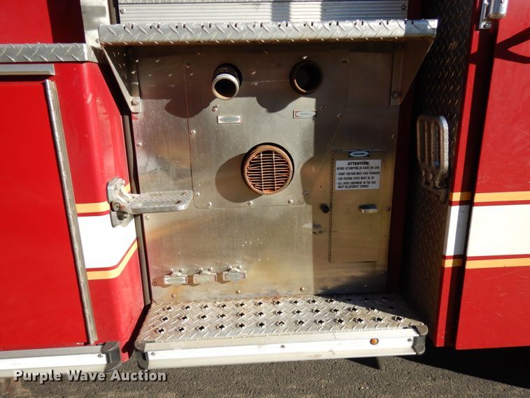 image for item DJ6068 2001 Engine One  pumper fire truck