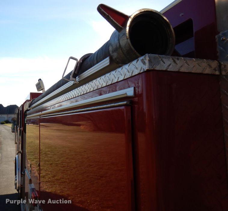 image for item DJ6068 2001 Engine One  pumper fire truck