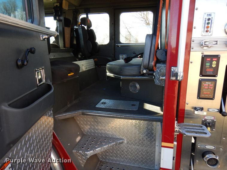 image for item DJ6068 2001 Engine One  pumper fire truck