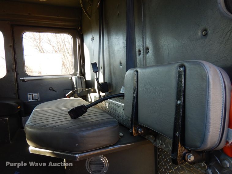 image for item DJ6068 2001 Engine One  pumper fire truck