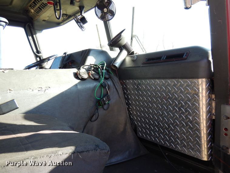 image for item DJ6068 2001 Engine One  pumper fire truck