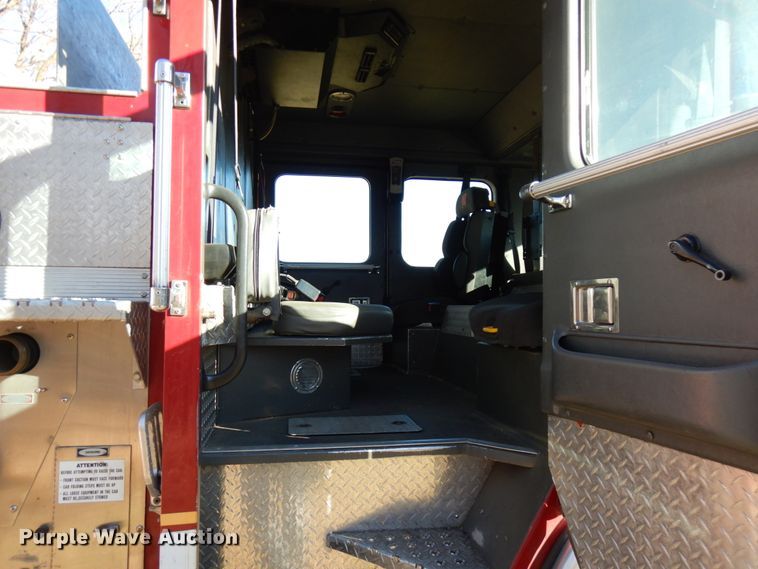 image for item DJ6068 2001 Engine One  pumper fire truck