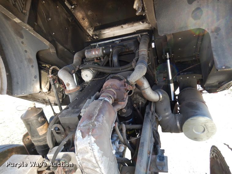 image for item DJ6068 2001 Engine One  pumper fire truck