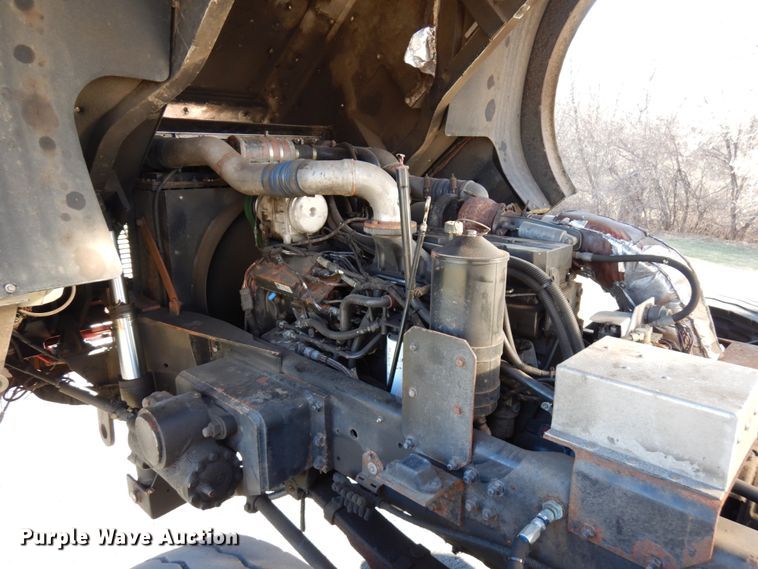 image for item DJ6068 2001 Engine One  pumper fire truck