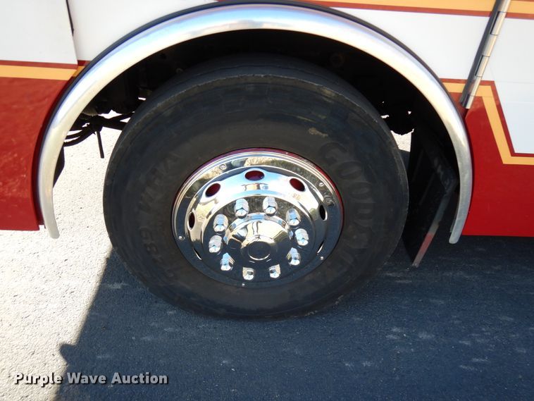 image for item DJ6068 2001 Engine One  pumper fire truck