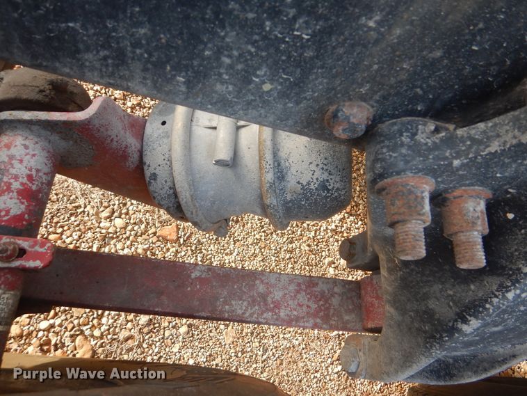 image for item DJ8613 2001 Freightliner FLD  glider kit semi truck