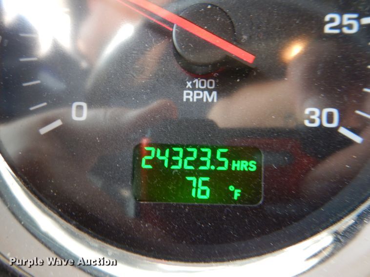 image for item DJ8713 2016 Kenworth W900  semi truck