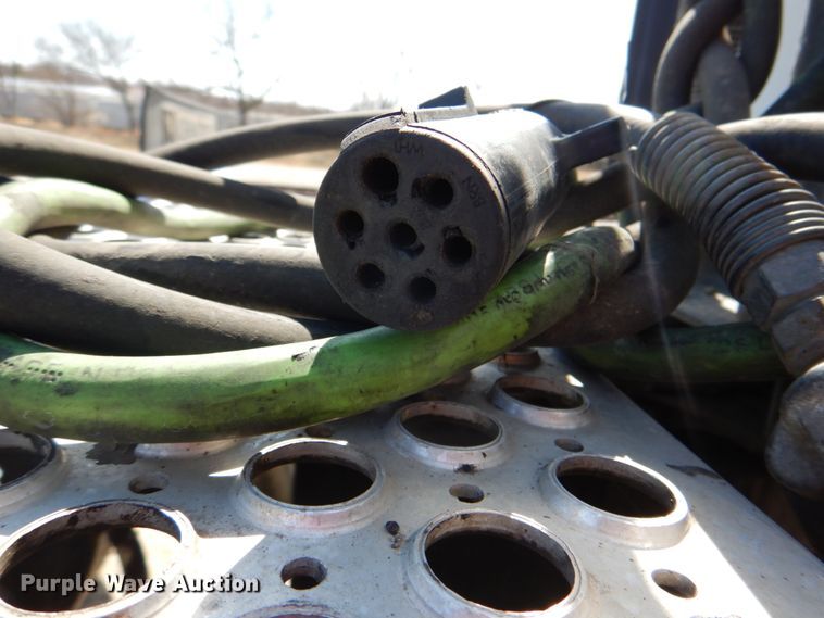 image for item DJ8713 2016 Kenworth W900  semi truck