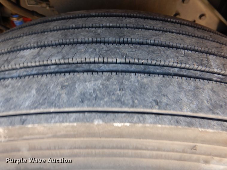 image for item DJ8713 2016 Kenworth W900  semi truck