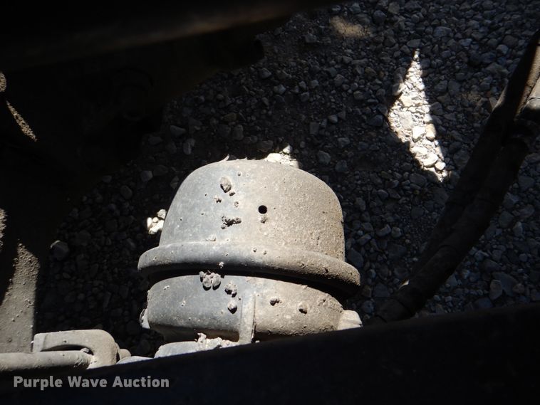 image for item DJ8713 2016 Kenworth W900  semi truck