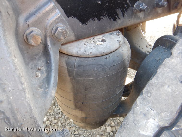 image for item DJ8713 2016 Kenworth W900  semi truck