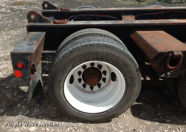 image for item DJ8824 2007 Fontaine 110000/49896 lowboy equipment trailer