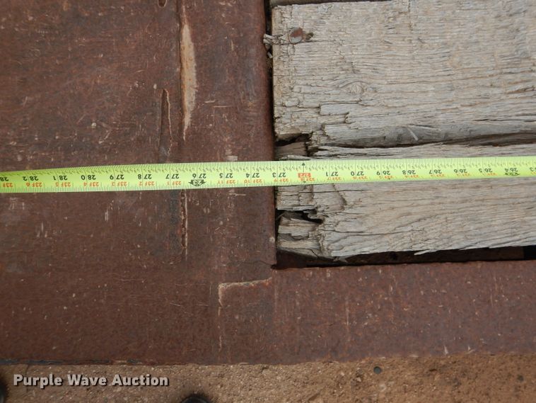 image for item DJ8824 2007 Fontaine 110000/49896 lowboy equipment trailer