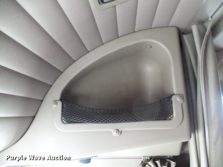 image for item DL0808 2005 International 9400i  semi truck