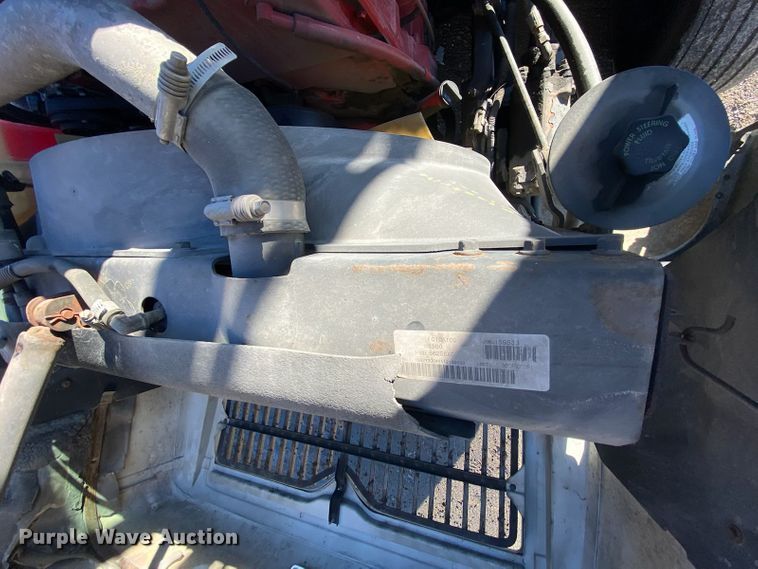 image for item DL0808 2005 International 9400i  semi truck