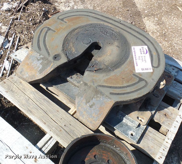 image for item DL0872 Fifth wheel plate