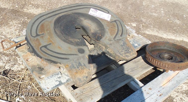 image for item DL0872 Fifth wheel plate