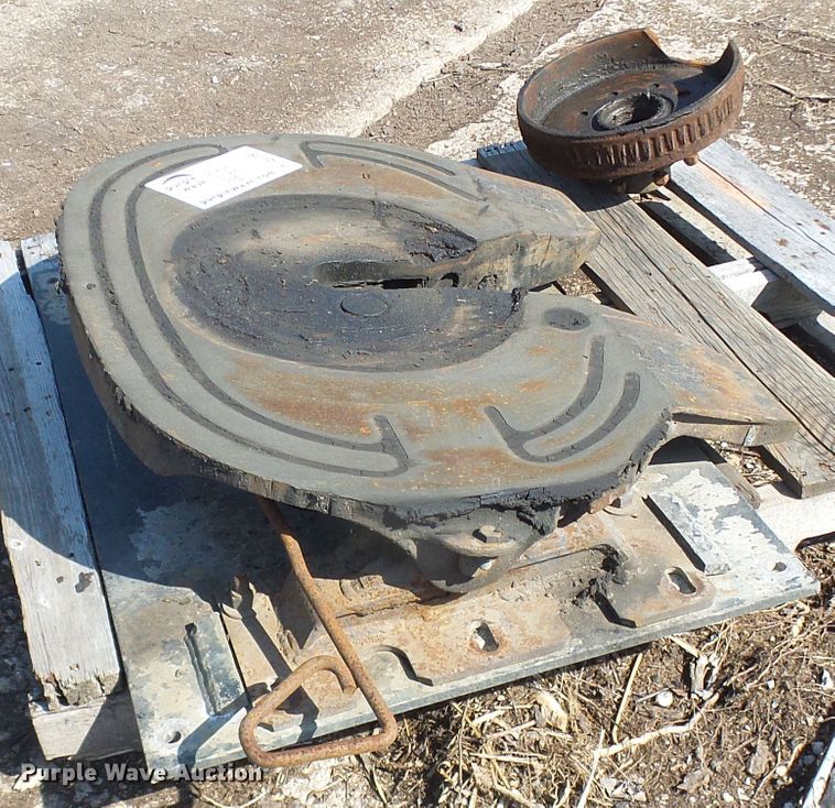 image for item DL0872 Fifth wheel plate