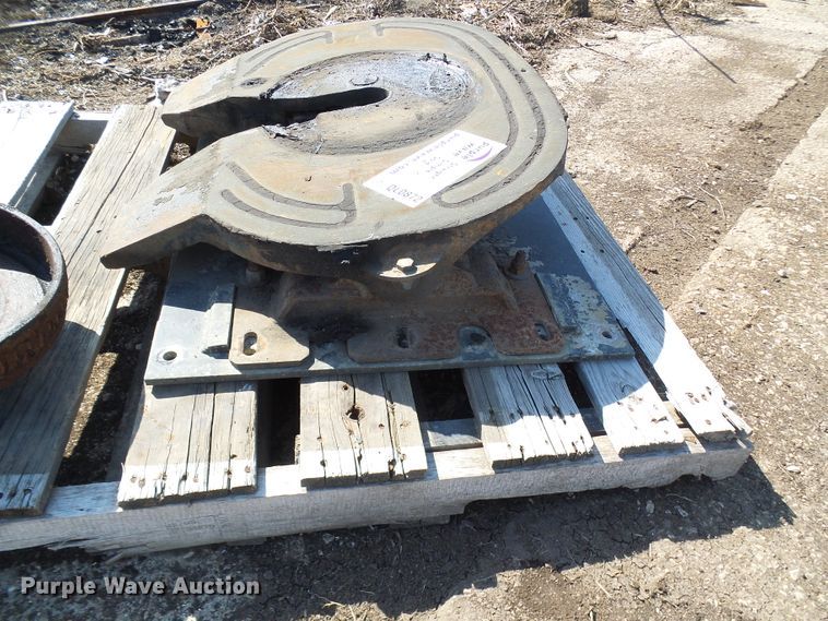 image for item DL0872 Fifth wheel plate